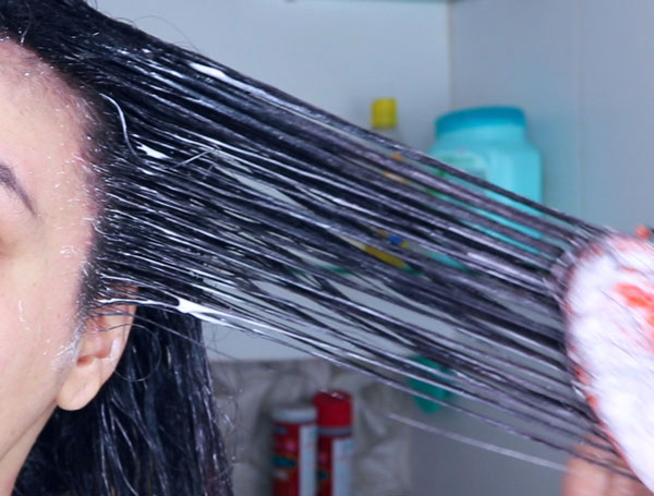 como desembaraçar cabelo cacheado - cabelo desembaraçado