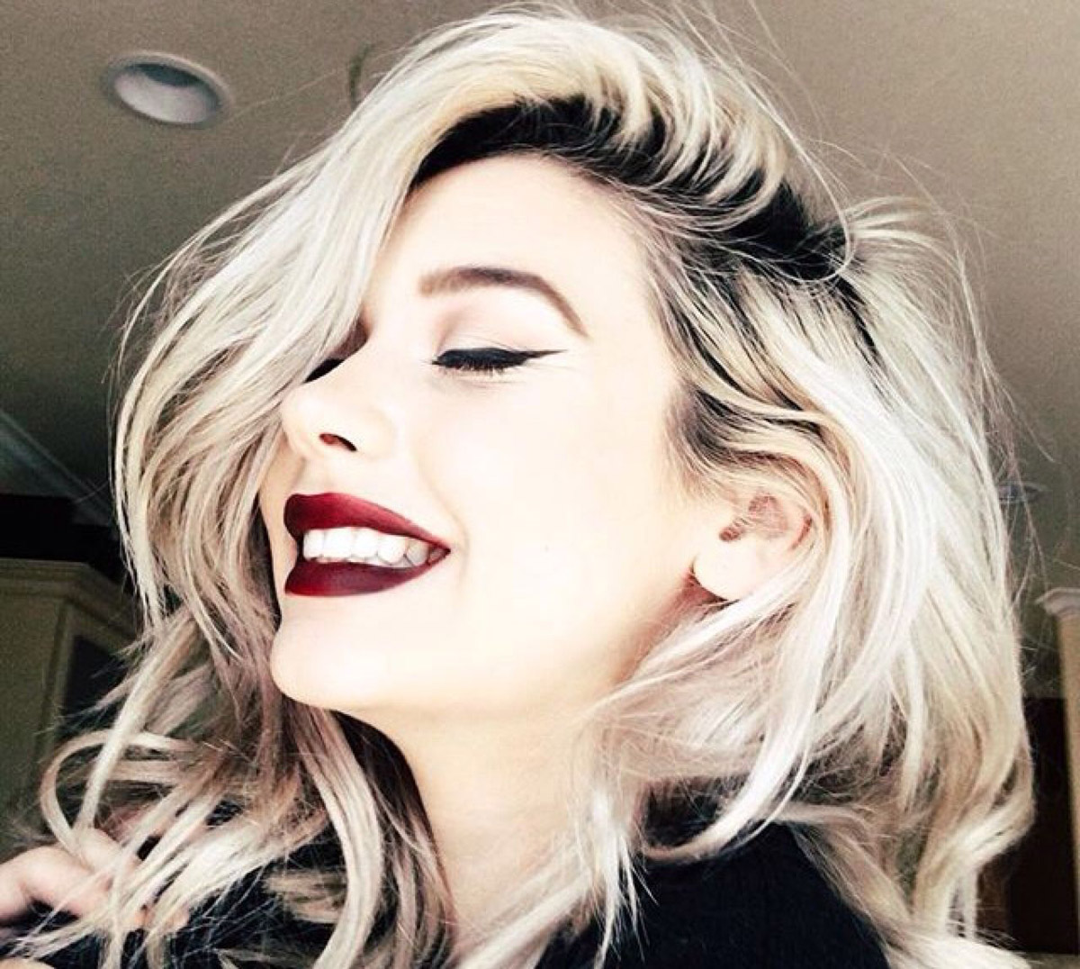 Como descolorir cabelo preto