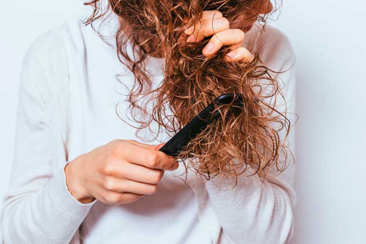 como desembaraçar o cabelo rapidamente